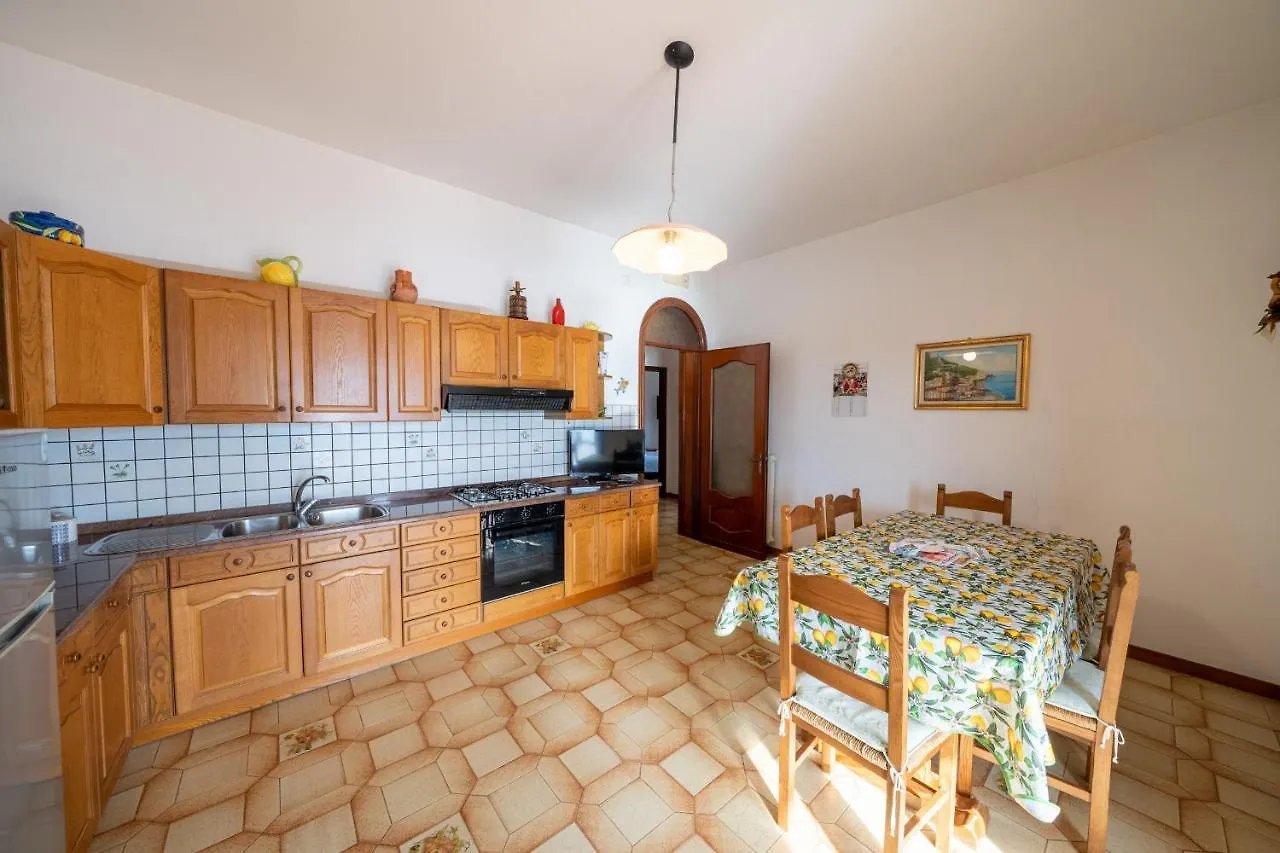 Apartment Il Rifugio Del Merlo Amalfi Italy